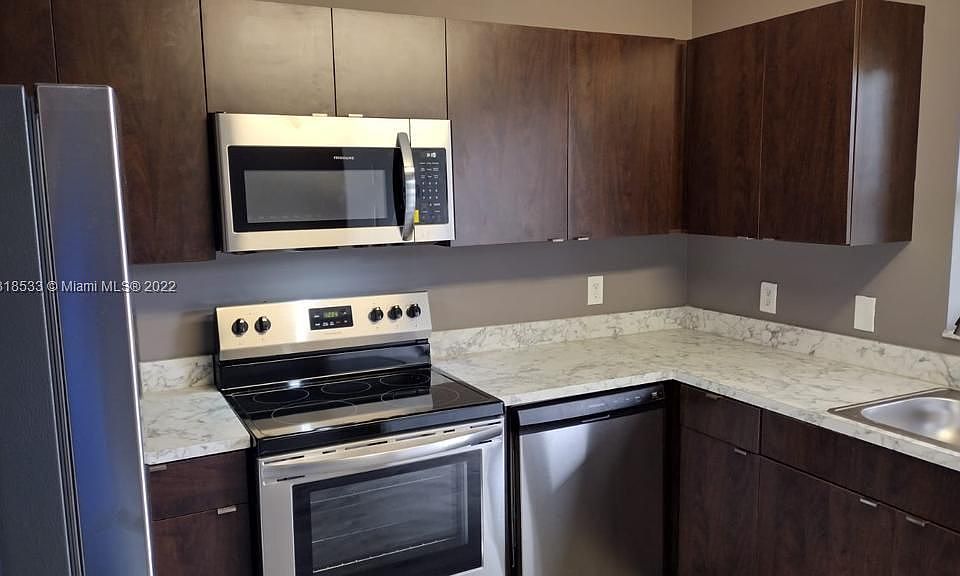 1st image of 617 Ixoria Ave #31A-12
