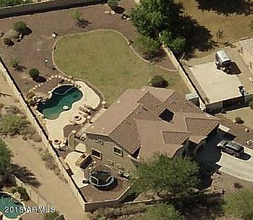 2nd image of 2110 N Calvin Cir