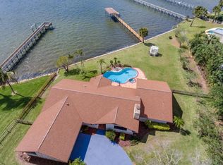 200 Mar Len Dr, Melbourne Beach, FL 32951