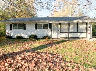 1116 Joanne Ln, Champaign, IL