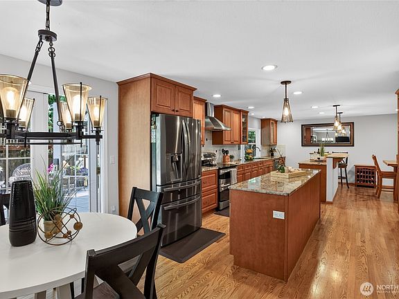 4th image of 23110 NE 19th Drive