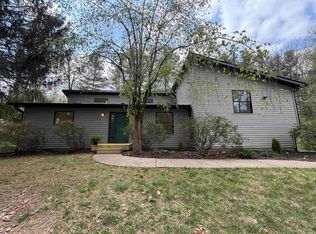 4620 S Woodbine Dr, Bloomington, IN 47403