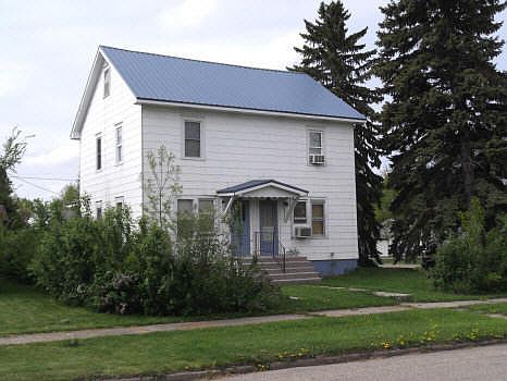 2nd image of 911 3rd St