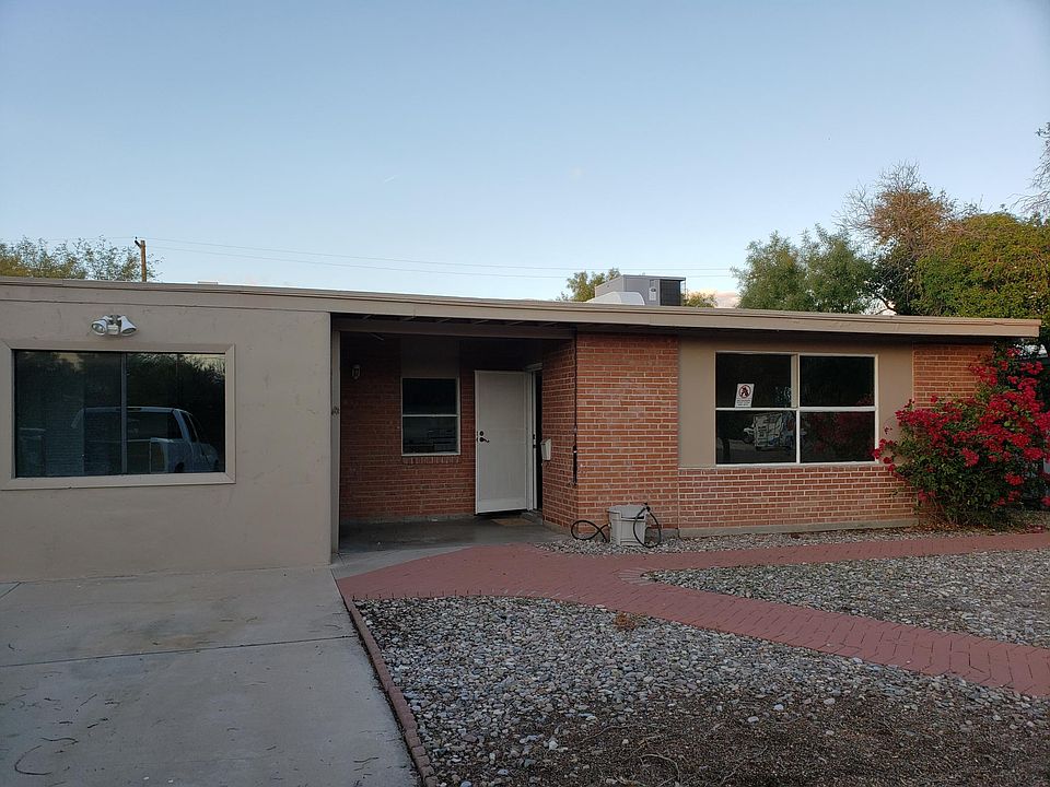1st image of 3007 E Eastland St