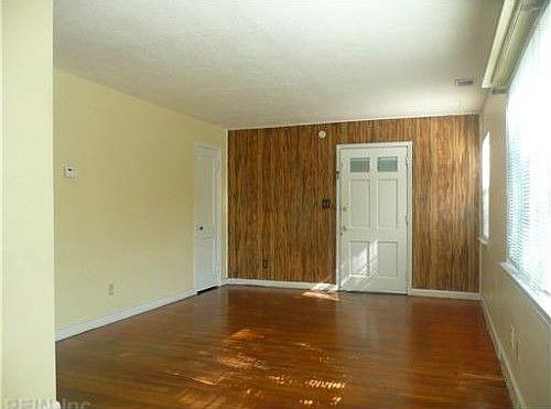 2nd image of 722 Waukesha Ave