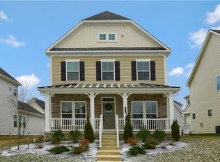 176 Bucktail Dr, Cranberry Township, PA 16066