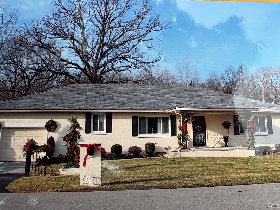 1st image of 19234 Buck Ave