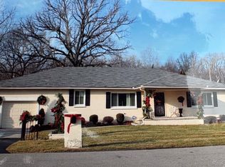 19234 Buck Ave, Brownstown, MI 48174