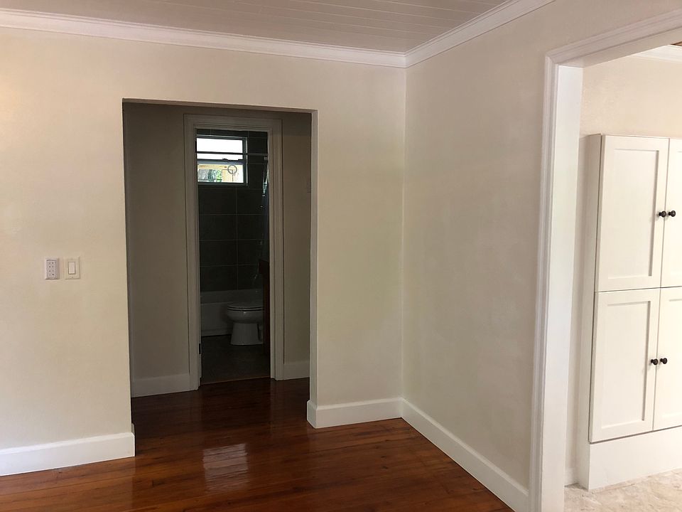 1st image of 1375 26th Ave
