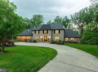 10913 Burbank Dr, Potomac, MD 20854
