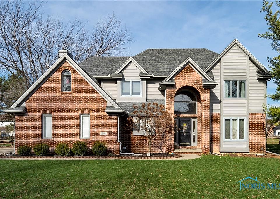 1st image of 26804 Dogwood Ln