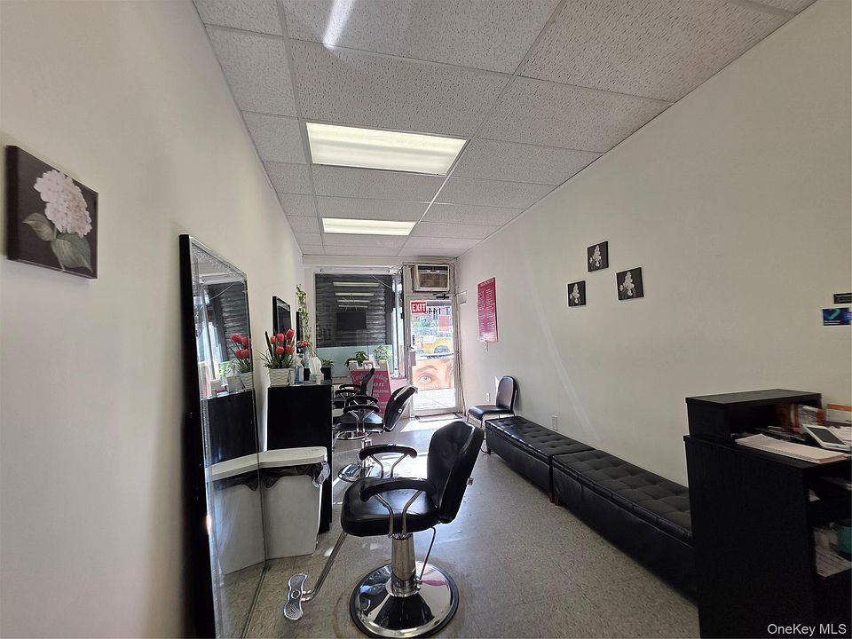 1st image of 1446 Williamsbridge Rd #2