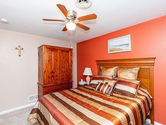 4th image of 3304 Saint Joachim Ln