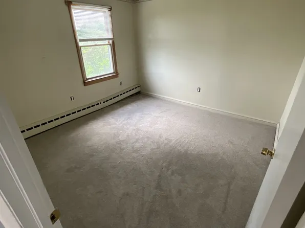 1614 Scott Rd #1, Olyphant, PA 18447