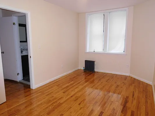 Rented by BRICK & GALO REALTY CORP | media 7