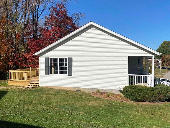 5th image of 221 N Beechwood Dr