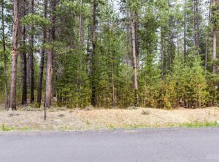 15002 River Loop Dr W, Bend, OR 97707