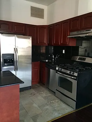 Rented by Elite NY Holdings | media 29