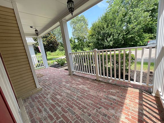 5th image of 1459 Down River Dr