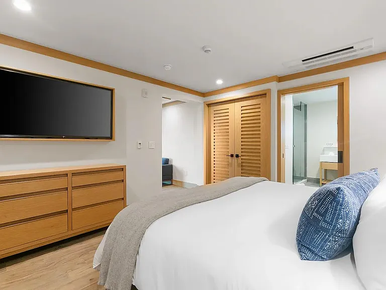 Equipped with Apple TVs and high speed internet