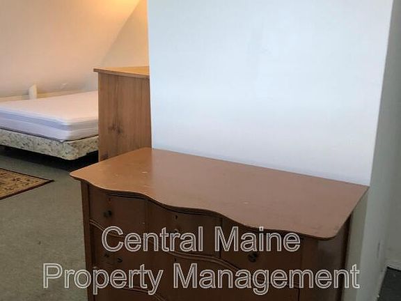 3rd image of 256 Main St #8