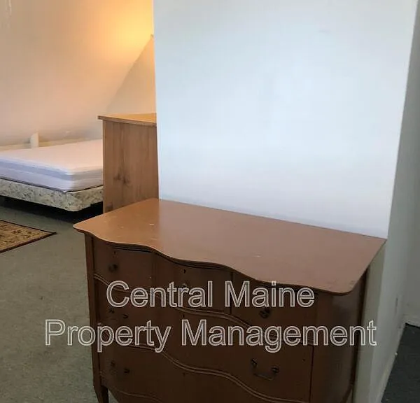 256 Main St #8 — Photo 3