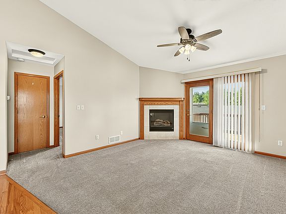 4th image of 1269 Sundance Ct NE