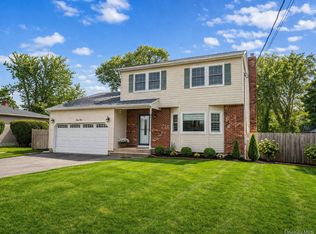 41 Lama Drive, Shirley, NY 11967
