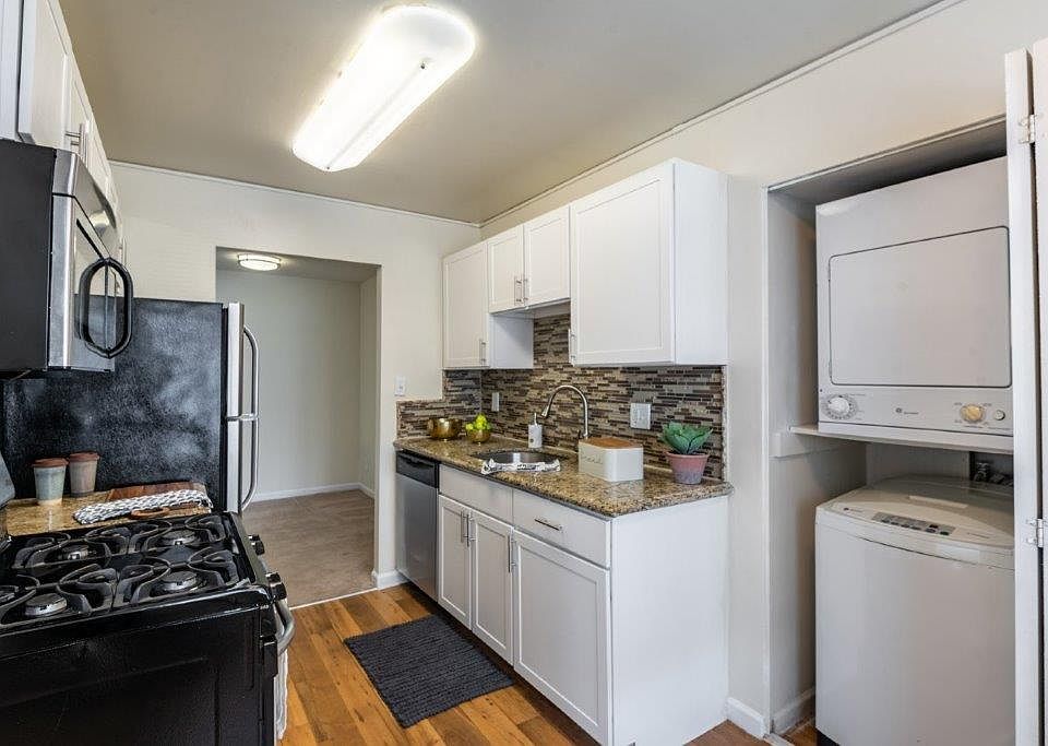 Chesapeake Glen Apartment Homes 8034 Greenleaf Ter Glen Burnie MD