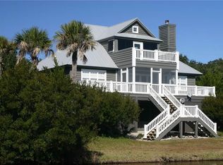 49 Planters Retreat Dr, Edisto Island, SC 29438