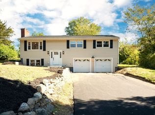 59 Barnum Rd, New Fairfield, CT 06812