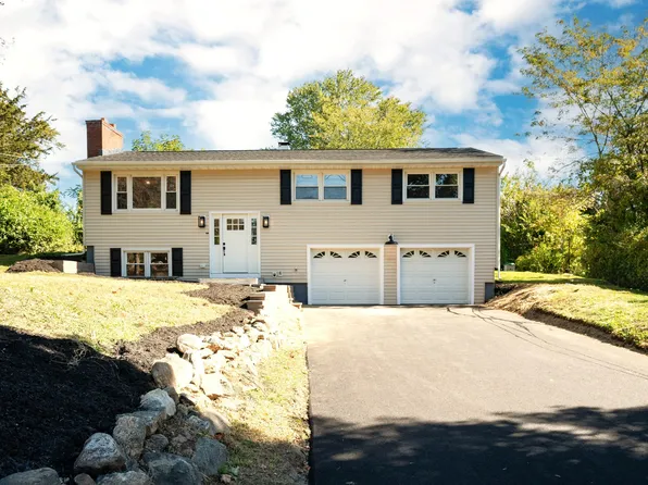 59 Barnum Road, New Fairfield, CT 06812