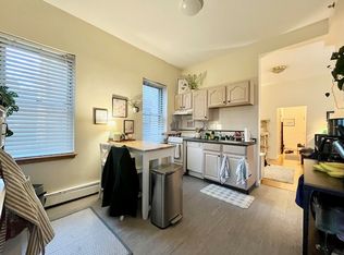 210 Chestnut Hill Ave, Brighton, MA 02135