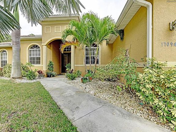 3rd image of 17094 Wintergarden Ave