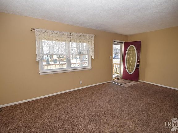 3rd image of 3317 N Linden St
