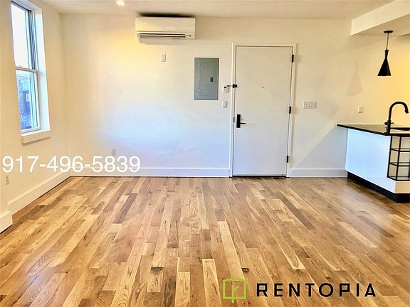 2nd image of 10 Lexington Ave #6G