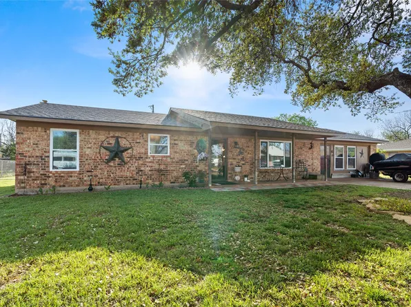 514 S Llano St, Whitney, TX 76692