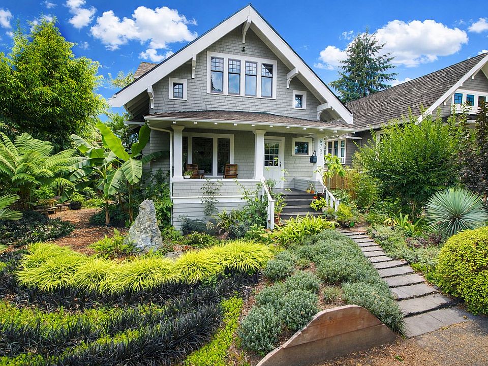 Front of house, front garden