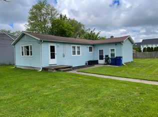 698 Longmeadow Rd, Buffalo, NY 14226