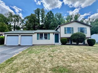 50 Jennifer Cir, Rochester, NY 14606