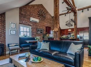 159 State St APT 5, Portsmouth, NH 03801