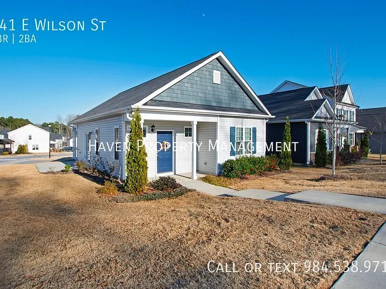 141 E Wilson St — Photo 24