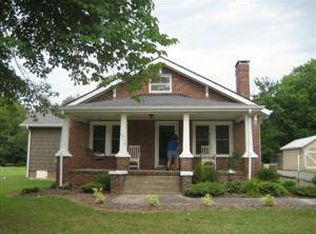 3914 SE School Rd, Greensboro, NC 27406