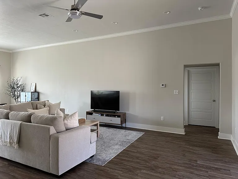 2015 Luke Ln — Photo 9
