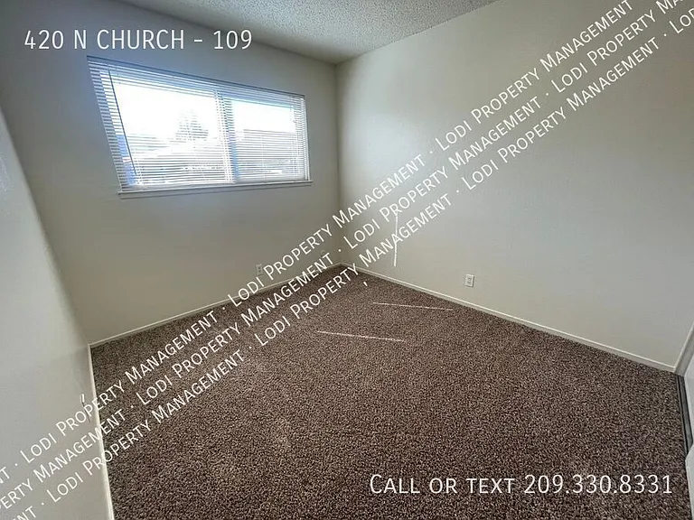 420 N Church St #109 — Photo 10