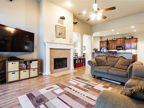 5th image of 2437 Hammock Lake Dr