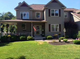 17 Harvest Ln, Gansevoort, NY 12831