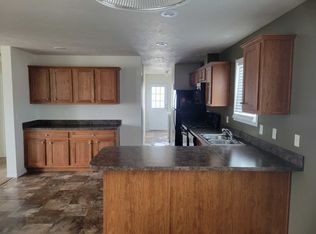 150 Hunters Crossing Blvd #140, Capac, MI 48014