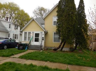 316 N 5th St, St Charles, IL 60174