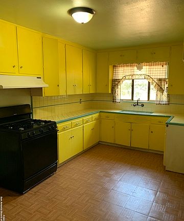 5th image of 61 Vaughan Pl